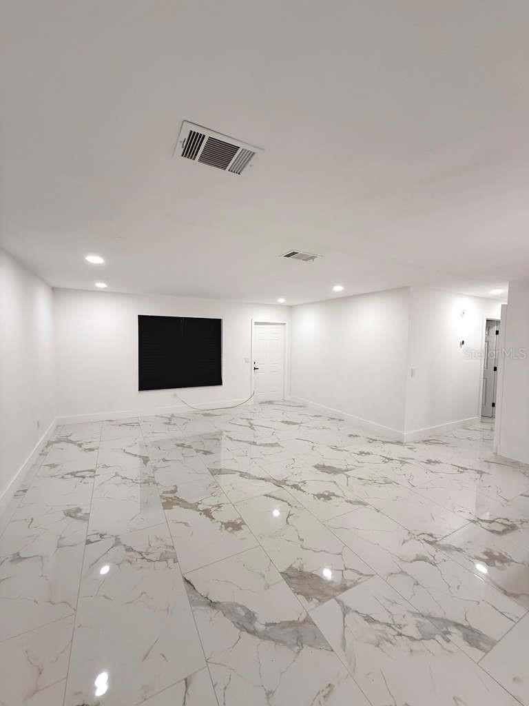 PORT MALABAR COUNTRY CLUB UNIT 07 - Residential