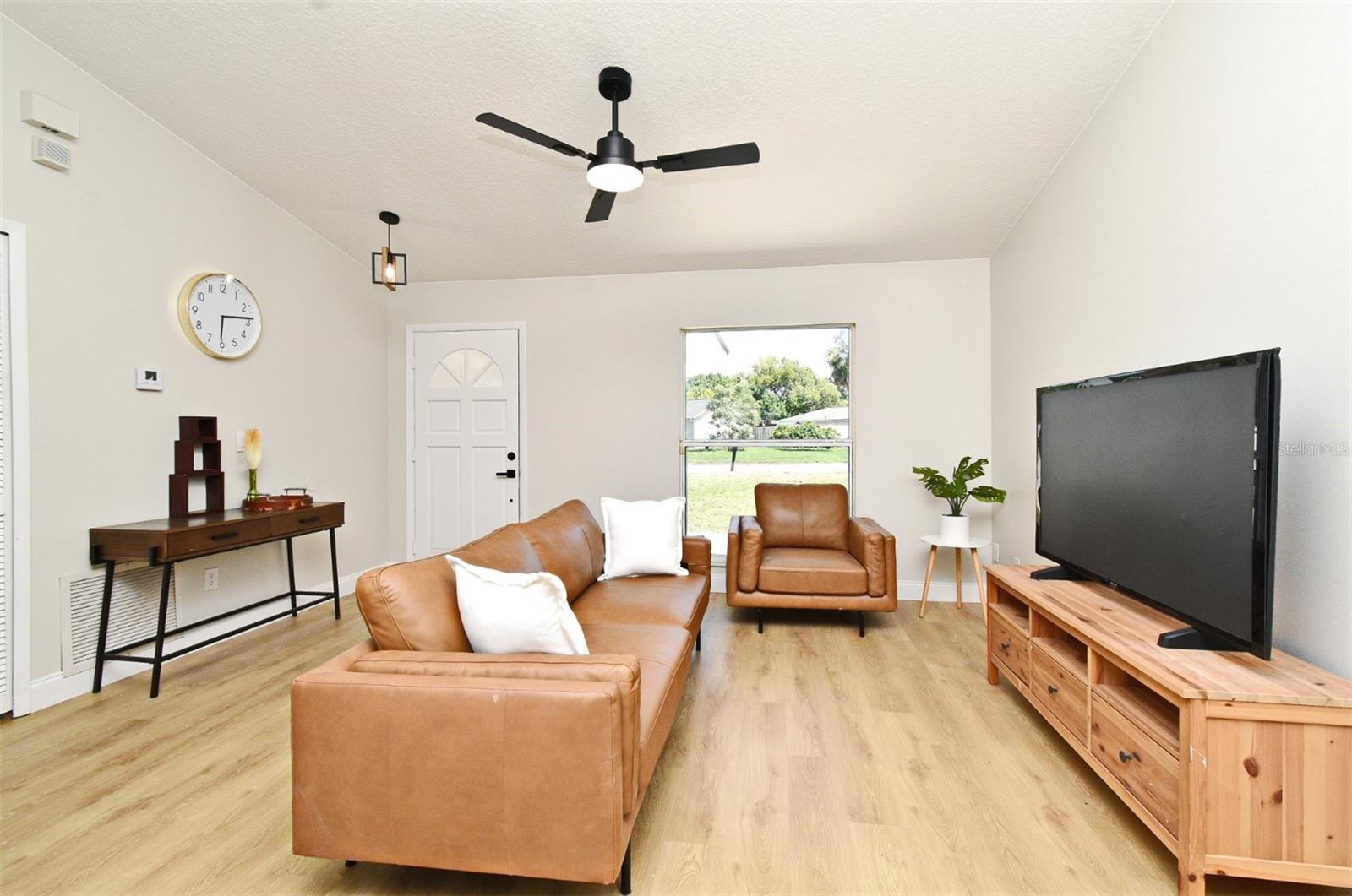 SANORA UNITS 1 & 2 REP - Residential