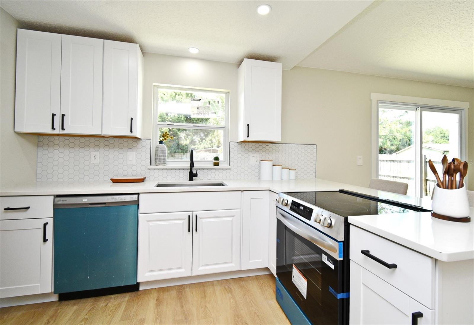 SANORA UNITS 1 & 2 REP - Residential