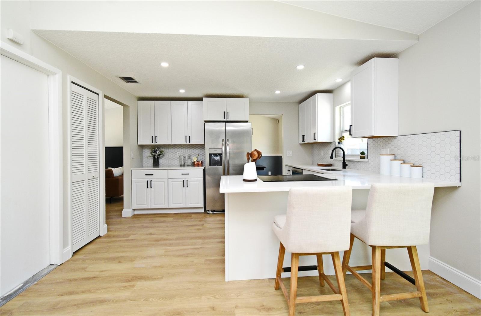 SANORA UNITS 1 & 2 REP - Residential