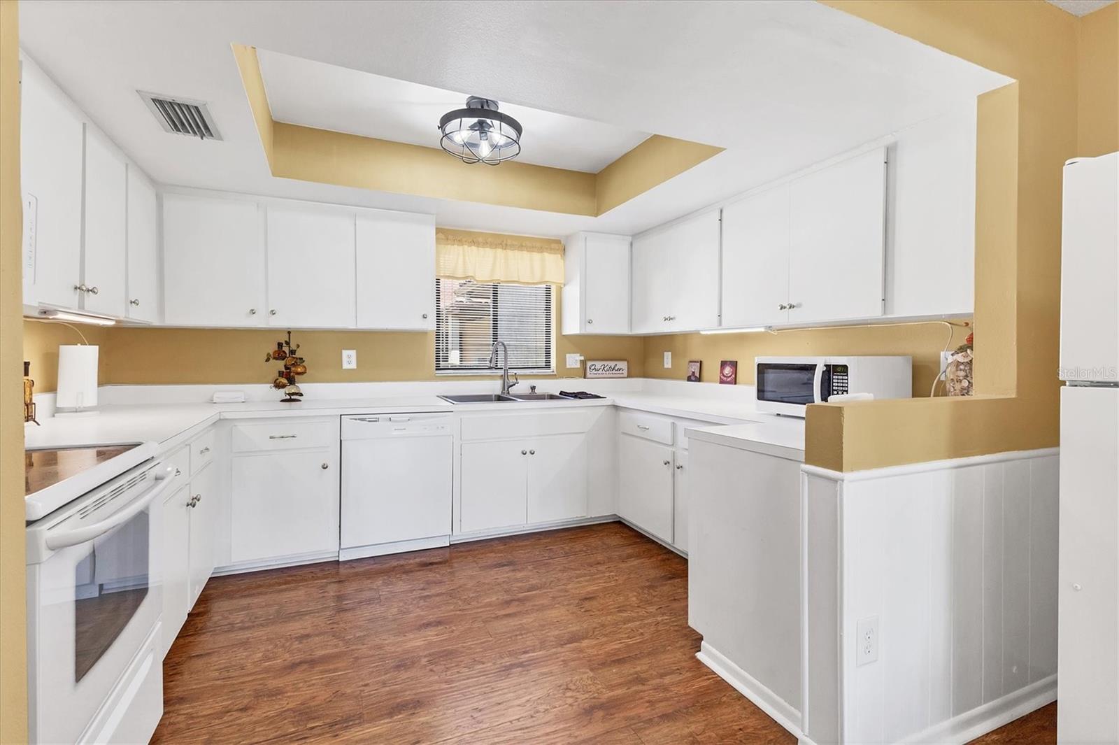 GLORY GARDENS AT CHRISTIAN RETREAT I - Residential