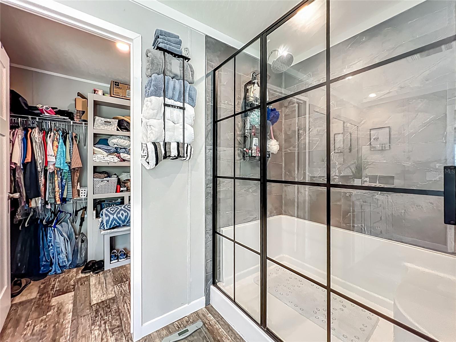 WILLISTON HIGHLANDS UN 5 - Residential