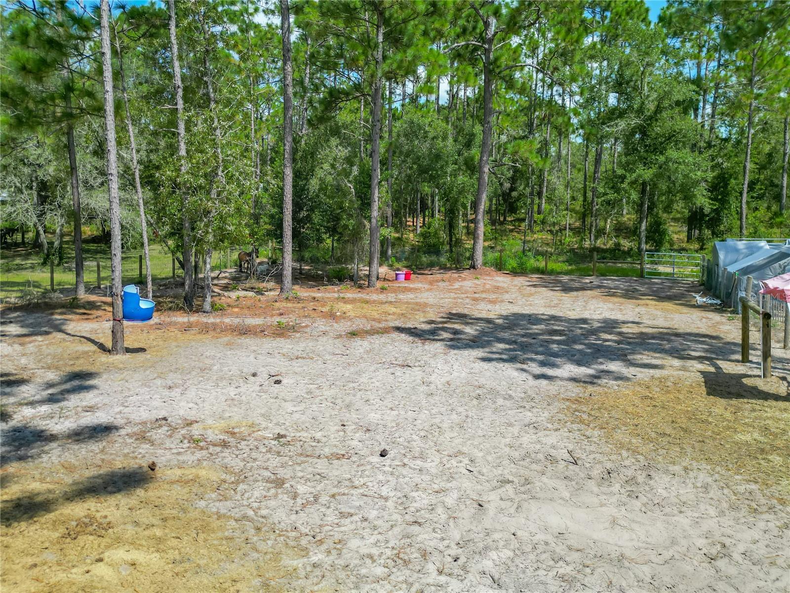 WILLISTON HIGHLANDS UN 5 - Residential