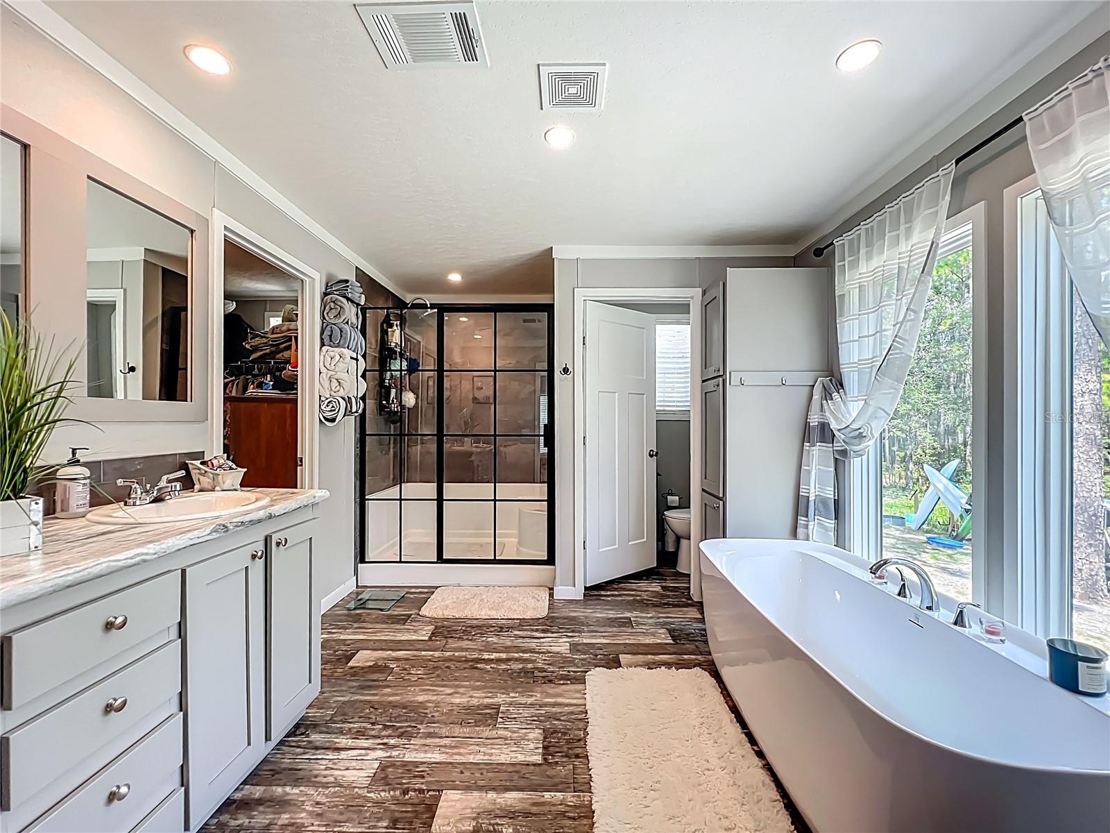 WILLISTON HIGHLANDS UN 5 - Residential