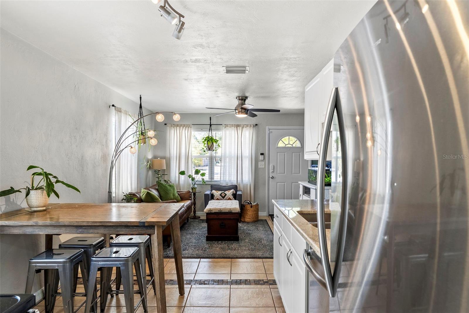 BEVERLY HILLS - Residential