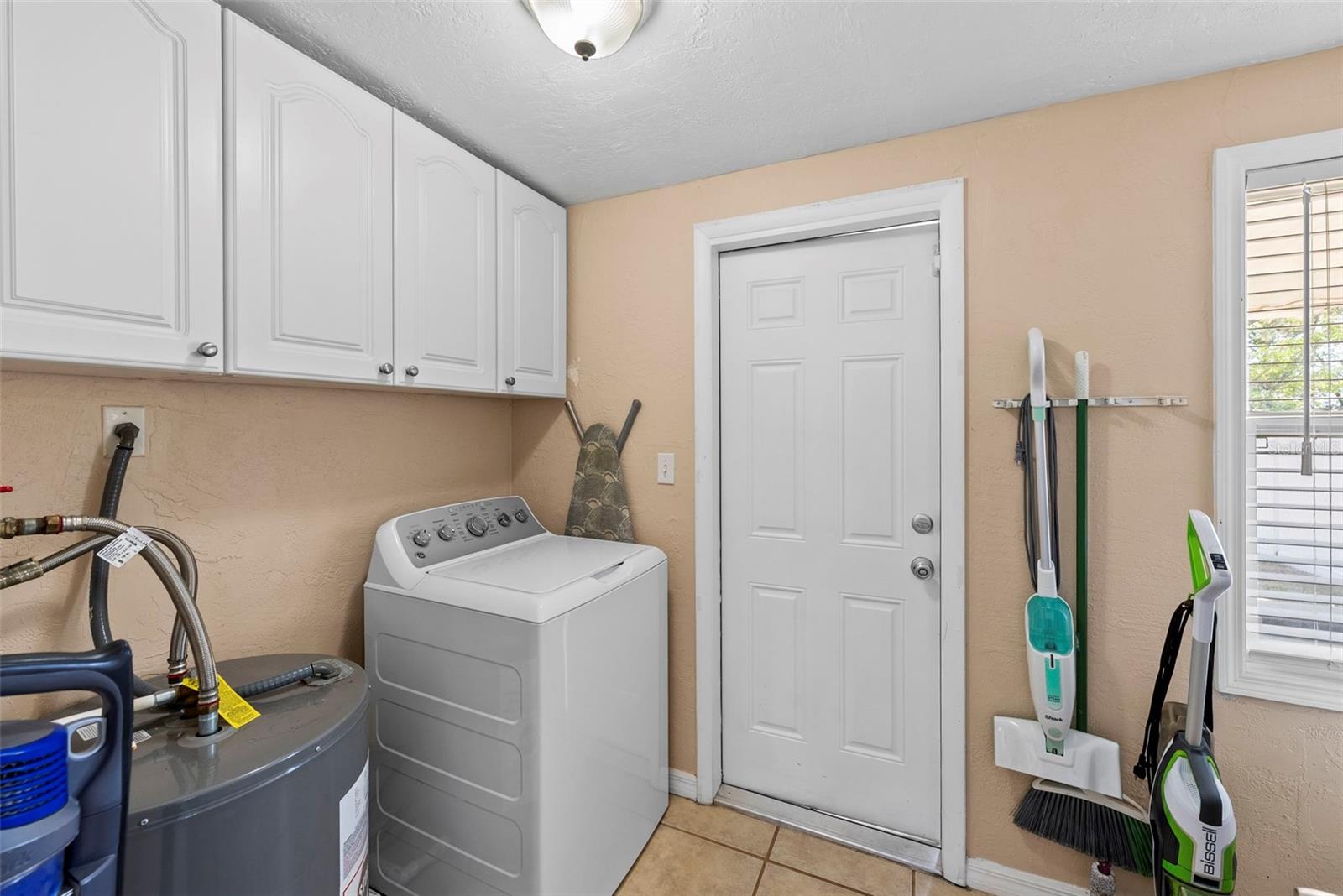 BEVERLY HILLS - Residential