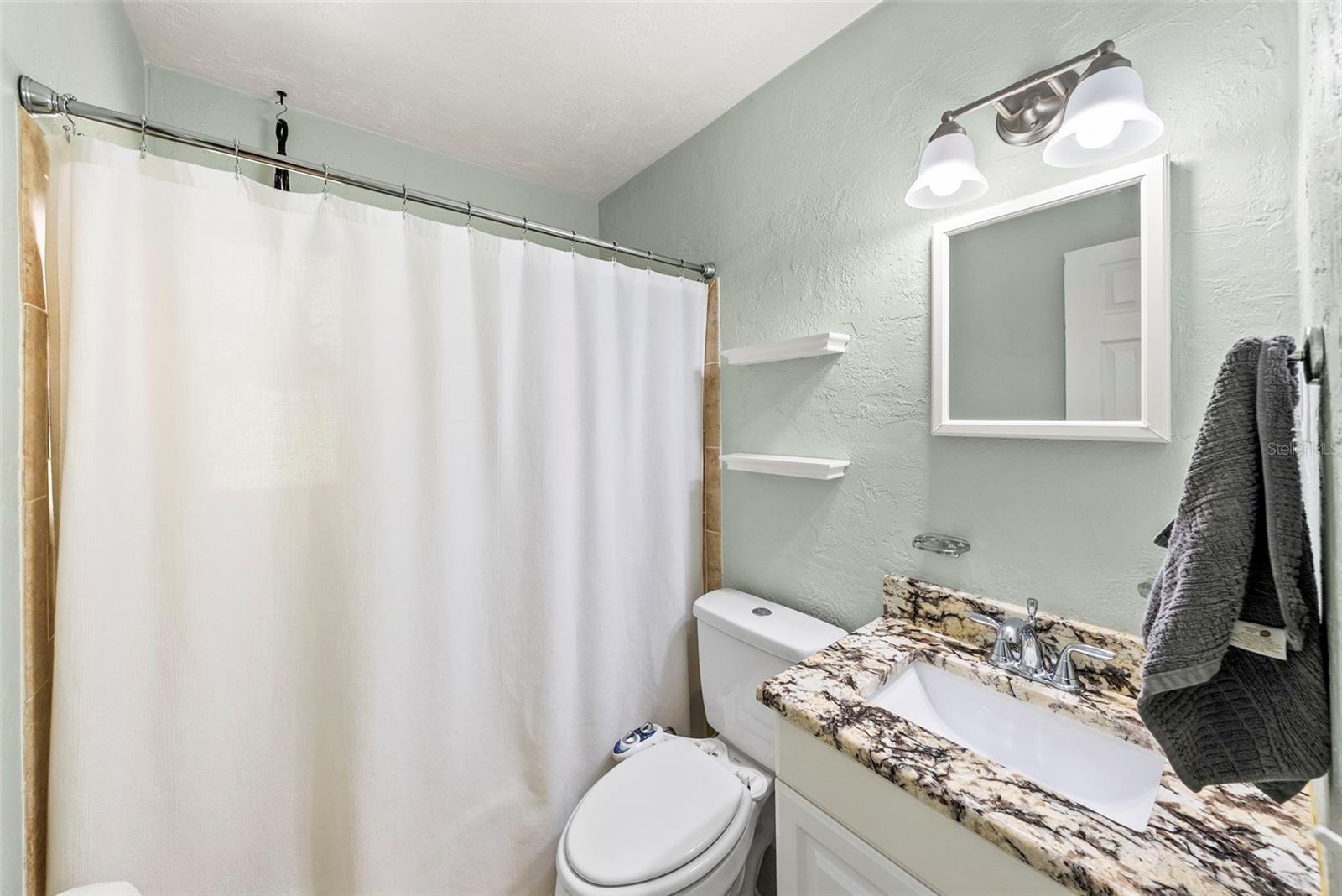 BEVERLY HILLS - Residential