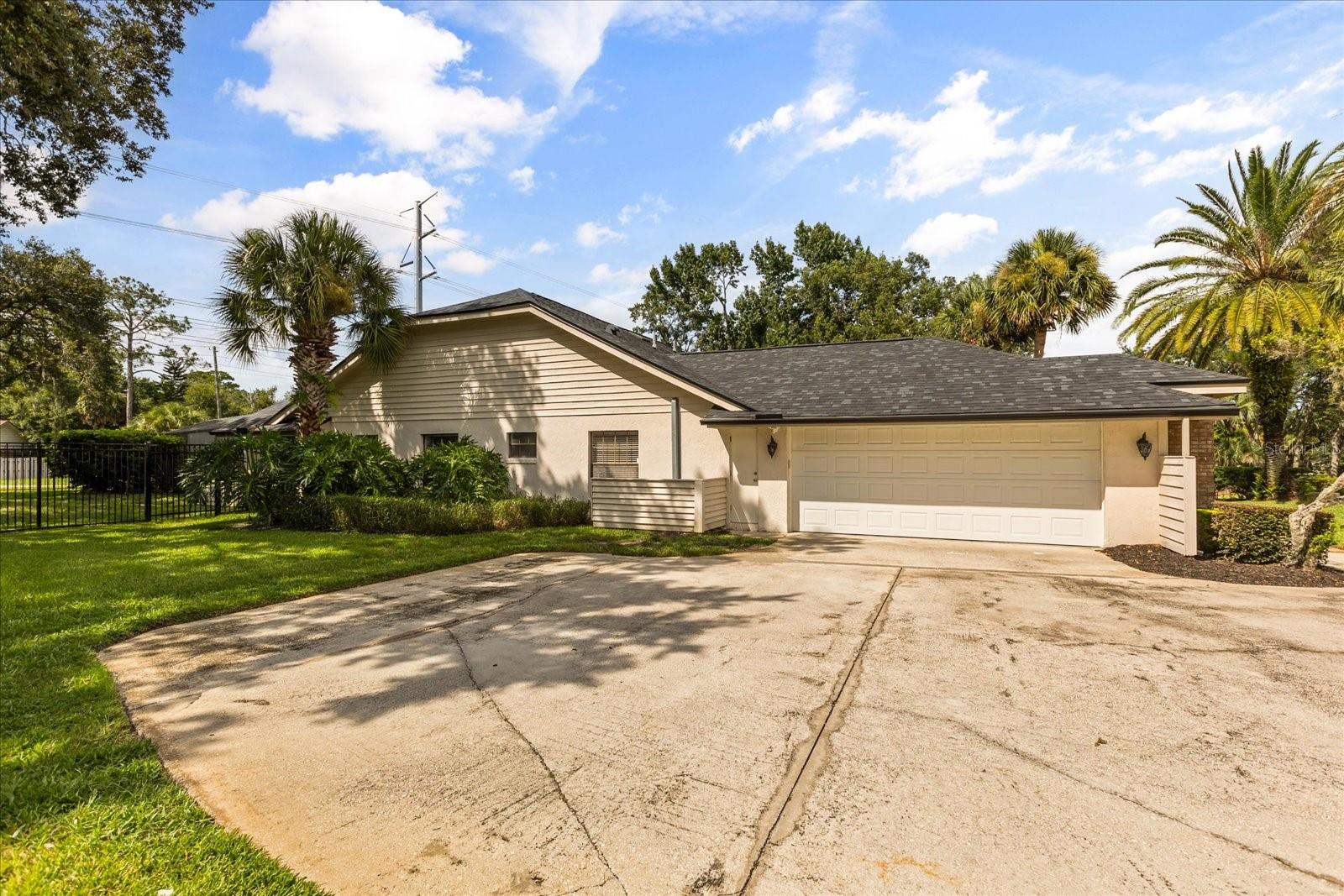 SABAL POINT SABAL RIDGE AT - Residential