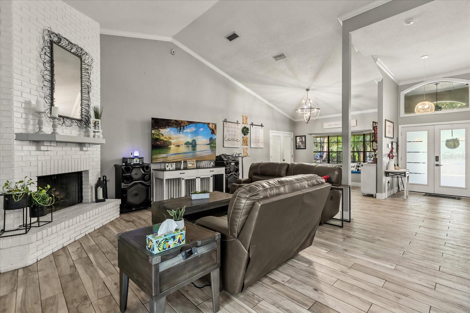 SABAL POINT SABAL RIDGE AT - Residential