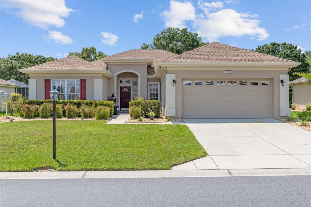 Photo of 9573 SE 124th Loop, Summerfield, FL 34491 (MLS # G5101394)