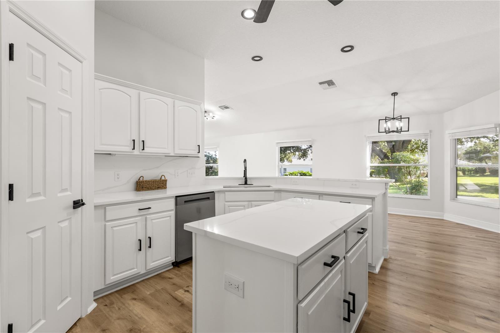 HARBOR HILLS PT REP - Residential