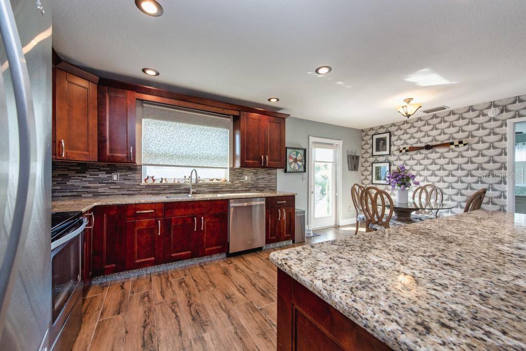 BOCA CIEGA RIDGE 6TH ADD - Residential