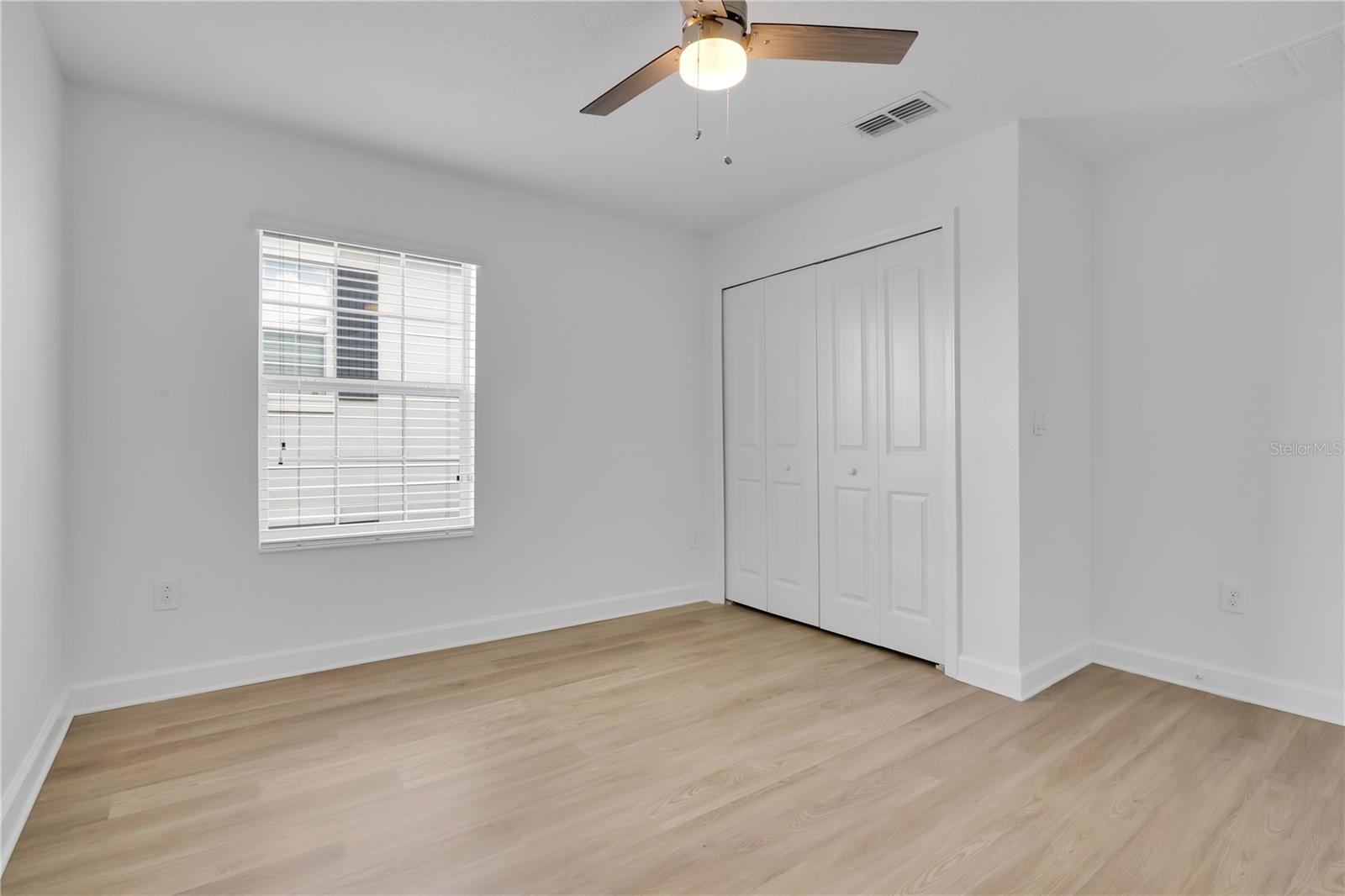 STOREY GROVE PH 1B-1 - Residential Lease