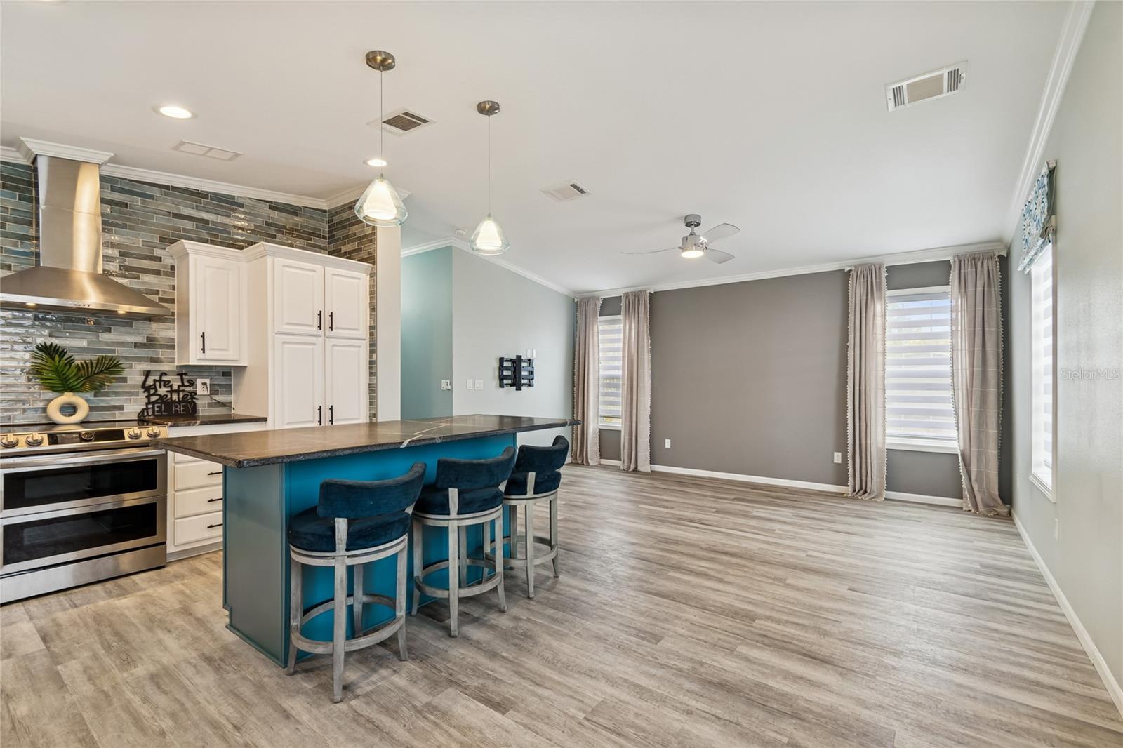 EL REY MOBILE HOME PARK UNREC - Residential