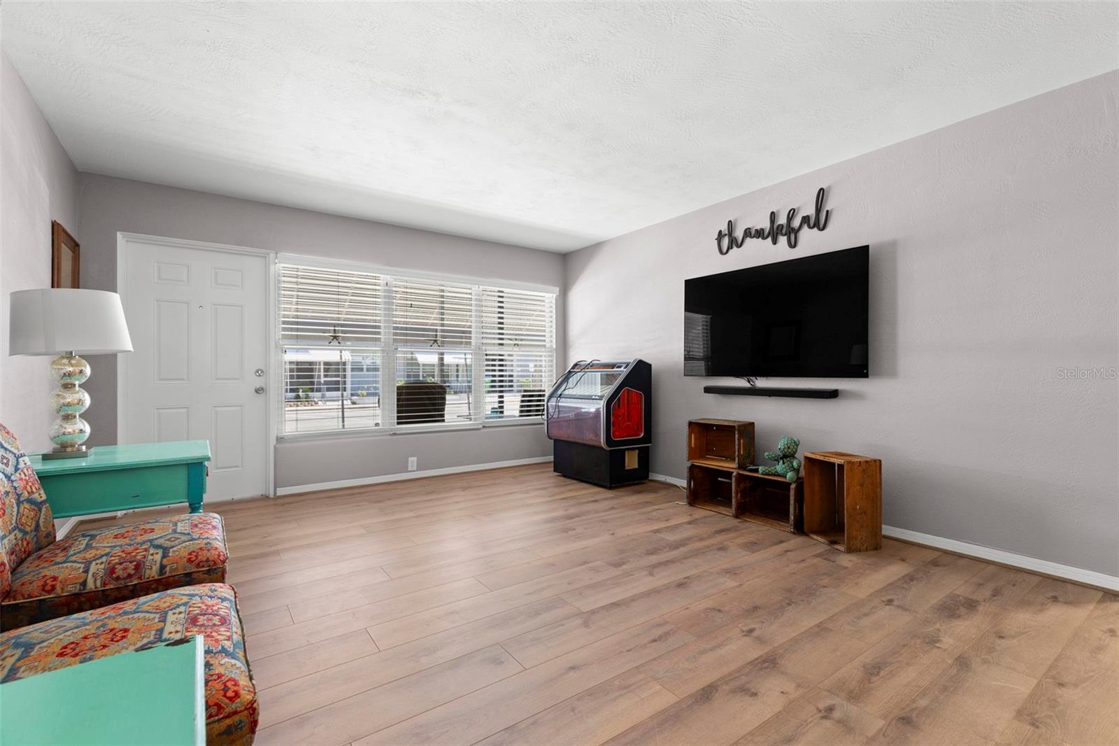 CLEARVIEW OAKS CONDO - Residential