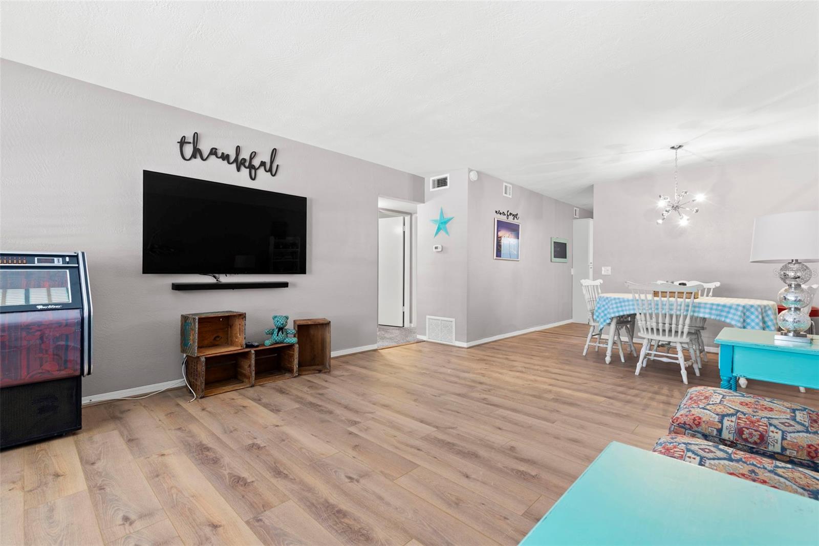 CLEARVIEW OAKS CONDO - Residential