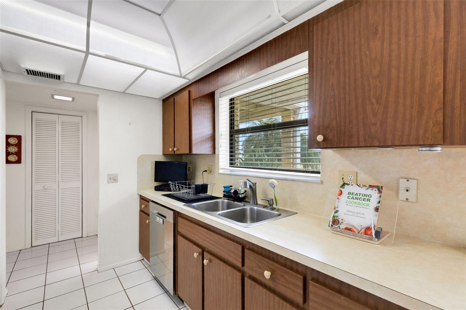 DEL WEBBS SUN CITY FLORIDA UN - Residential