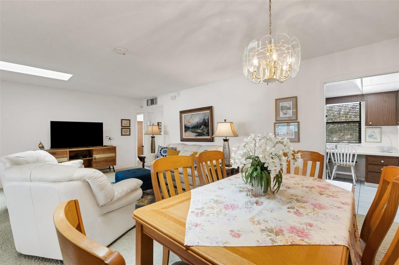 DEL WEBBS SUN CITY FLORIDA UN - Residential