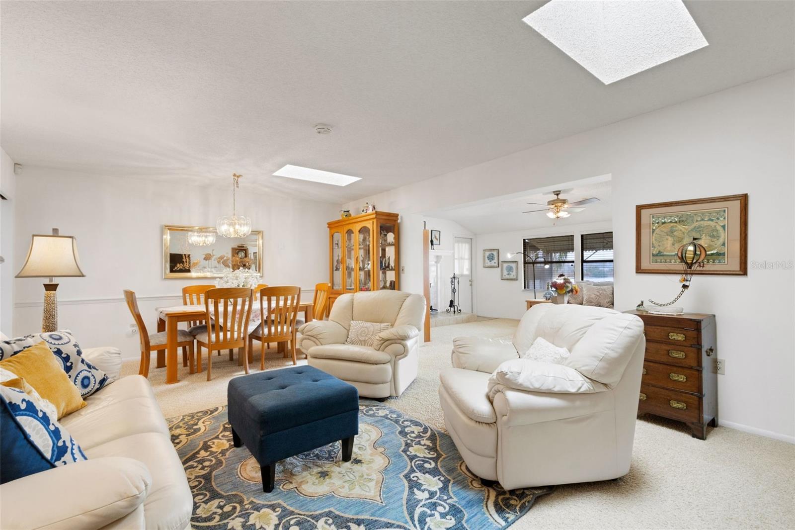 1516 VALLEY FORGE BOULEVARD