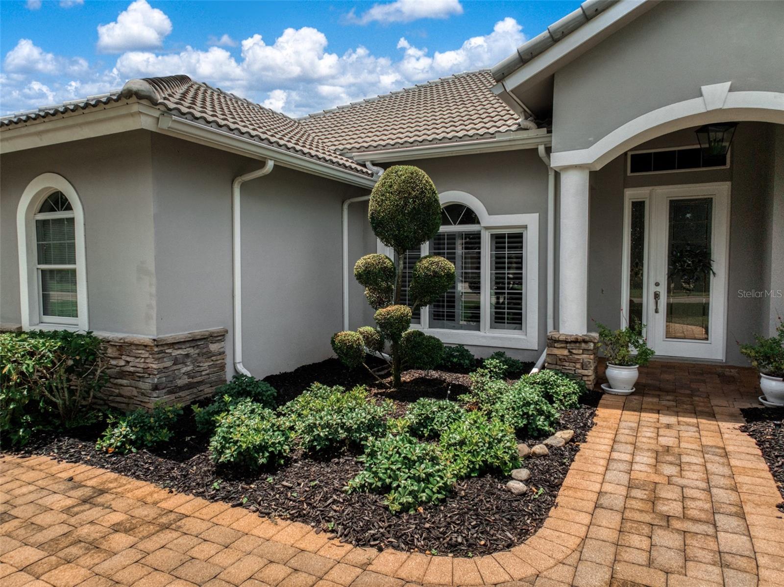 SUN N LAKE - Residential