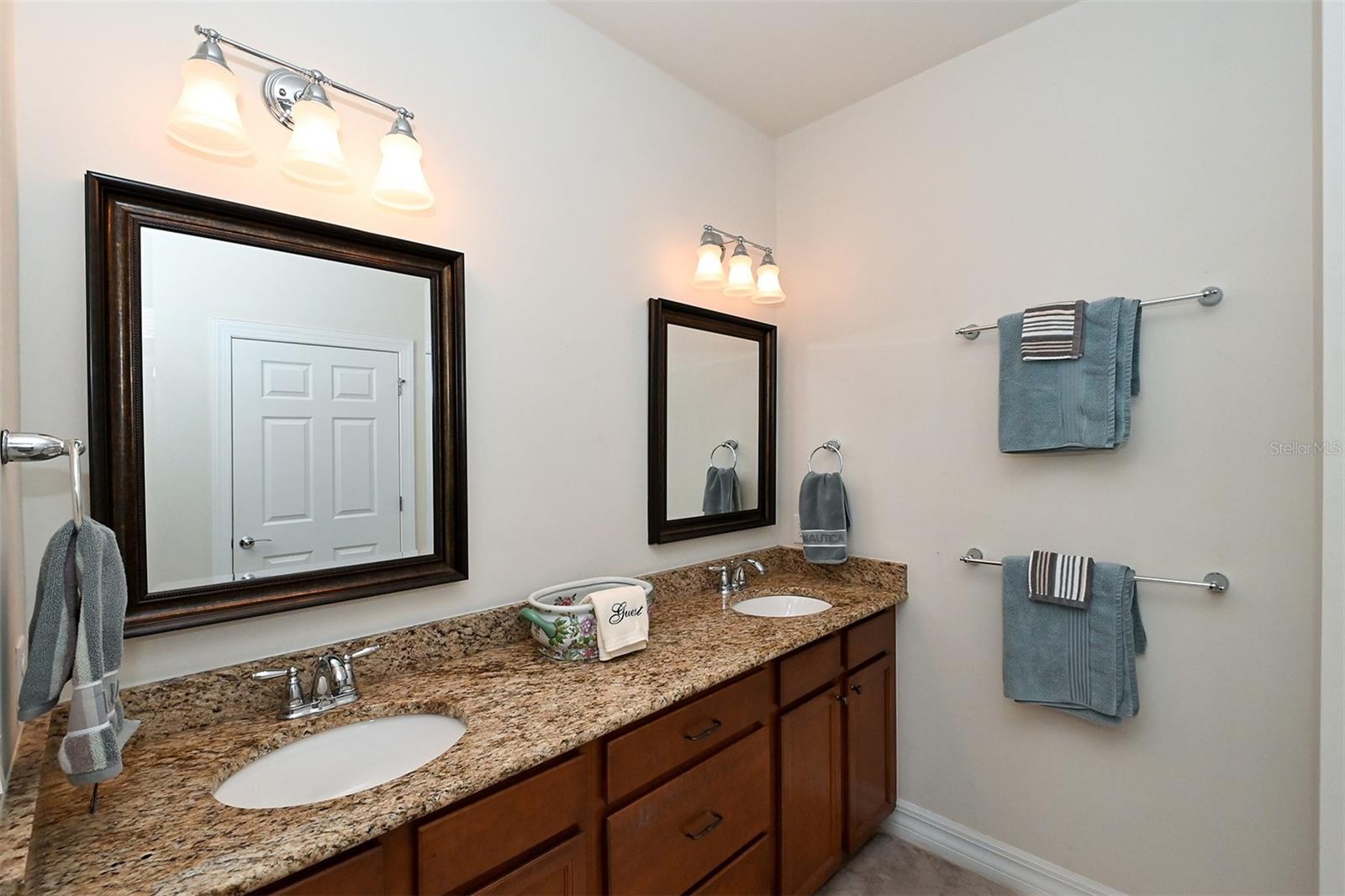 SANDHILL PRESERVE - Residential