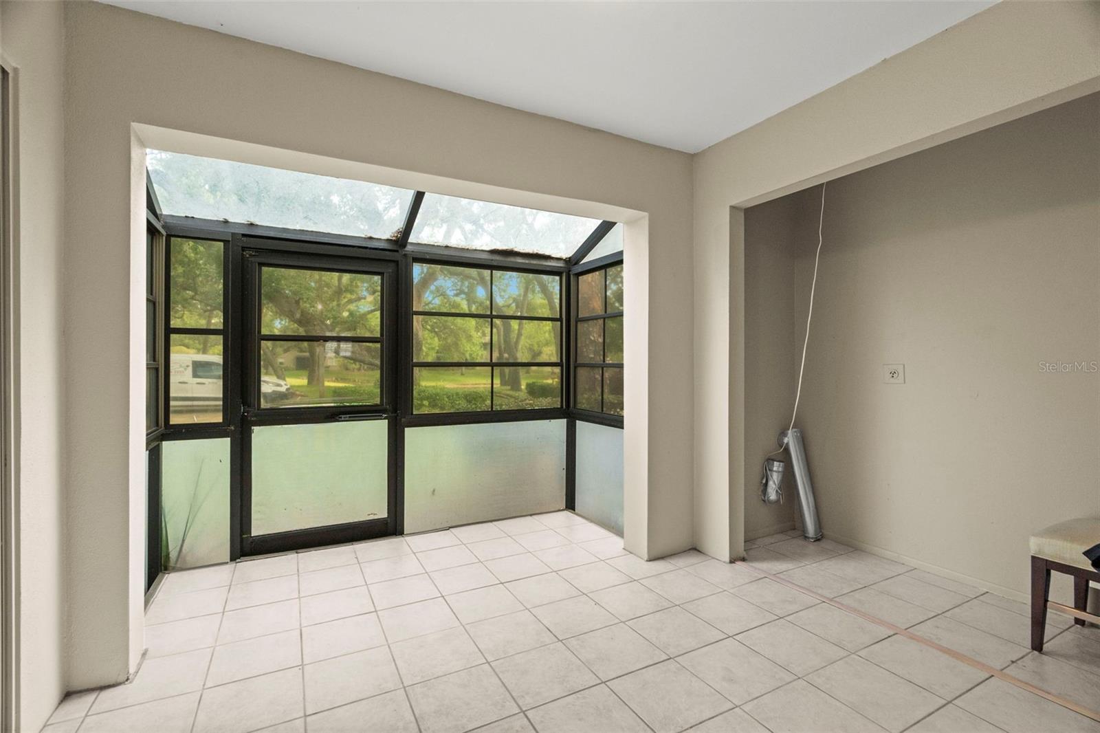 BAY OAKS CONDO - Residential