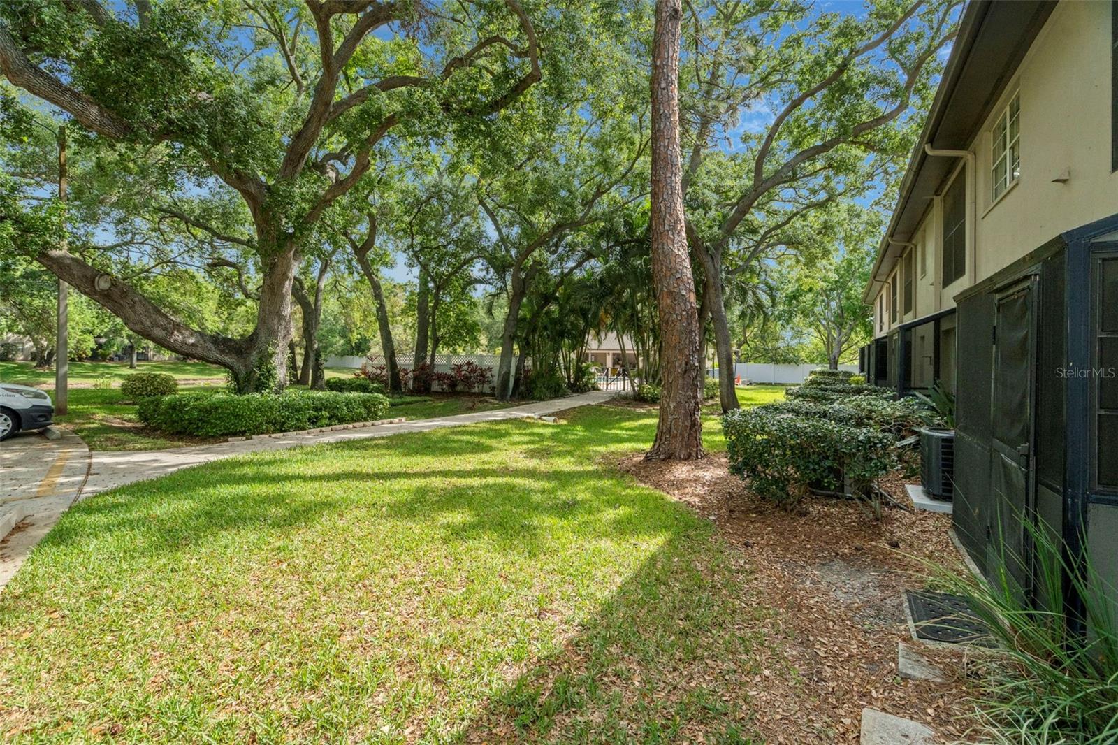 BAY OAKS CONDO - Residential