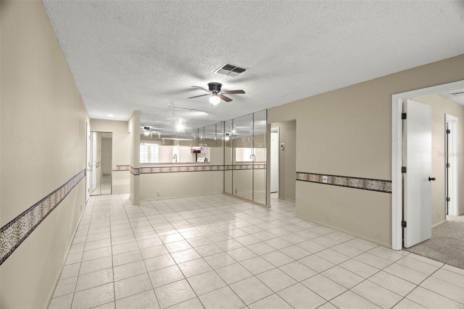 BAY OAKS CONDO - Residential