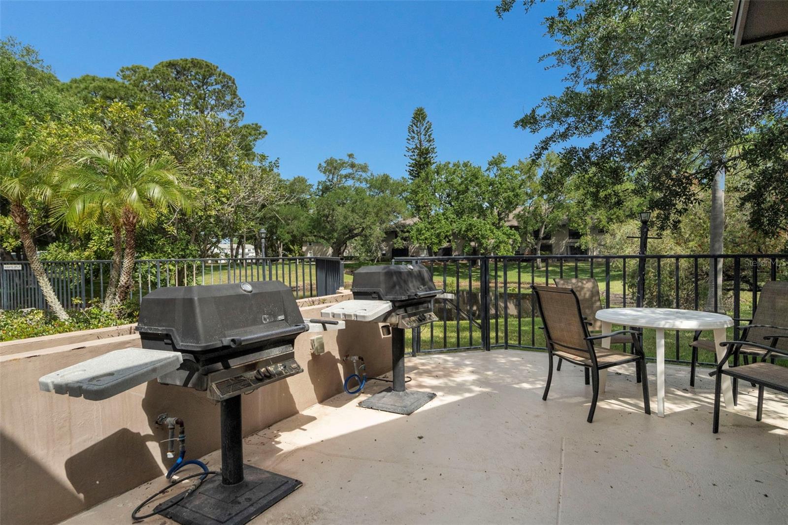 BAY OAKS CONDO - Residential