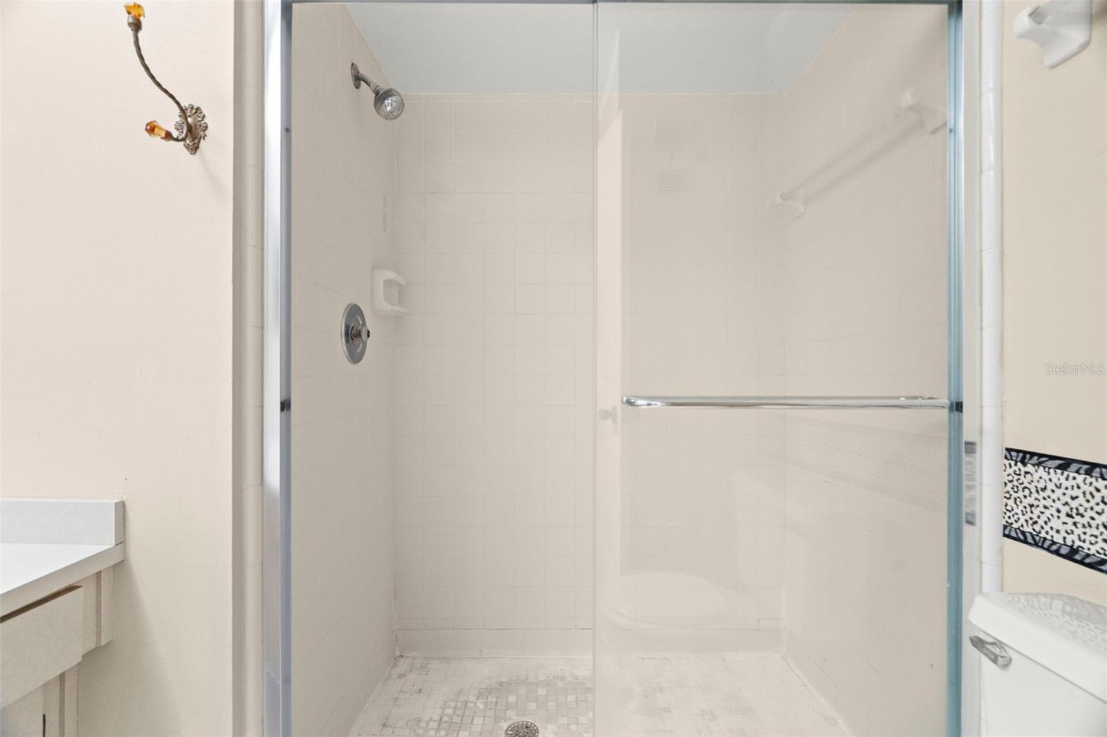 BAY OAKS CONDO - Residential