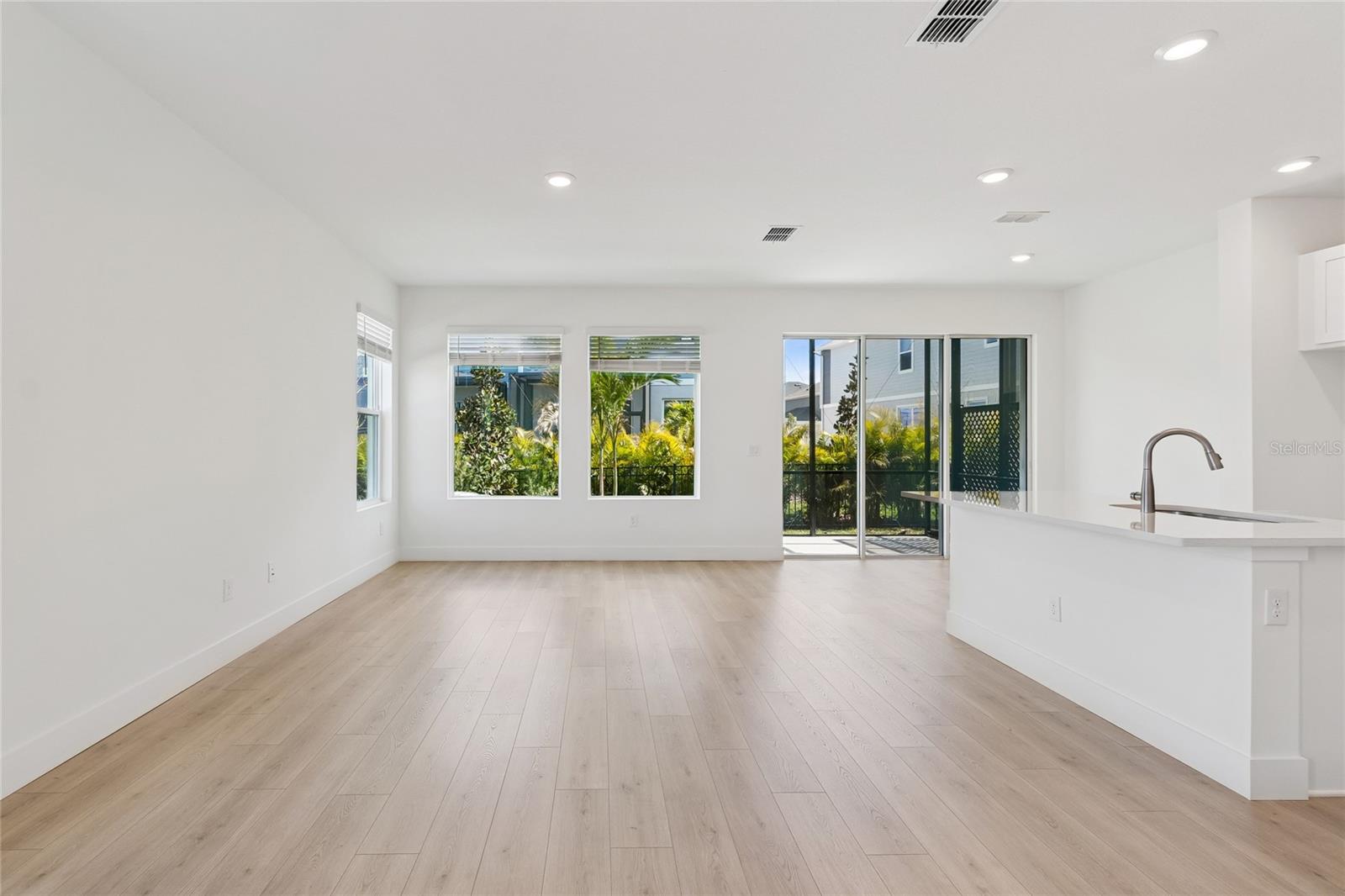 NORTH RIVER RANCH - Residential