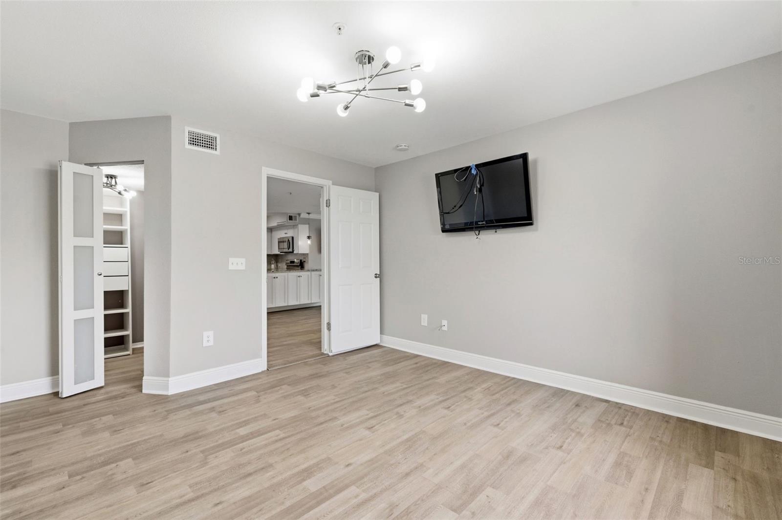AUDUBON CONDO AT FEATHER SOUND - Residential