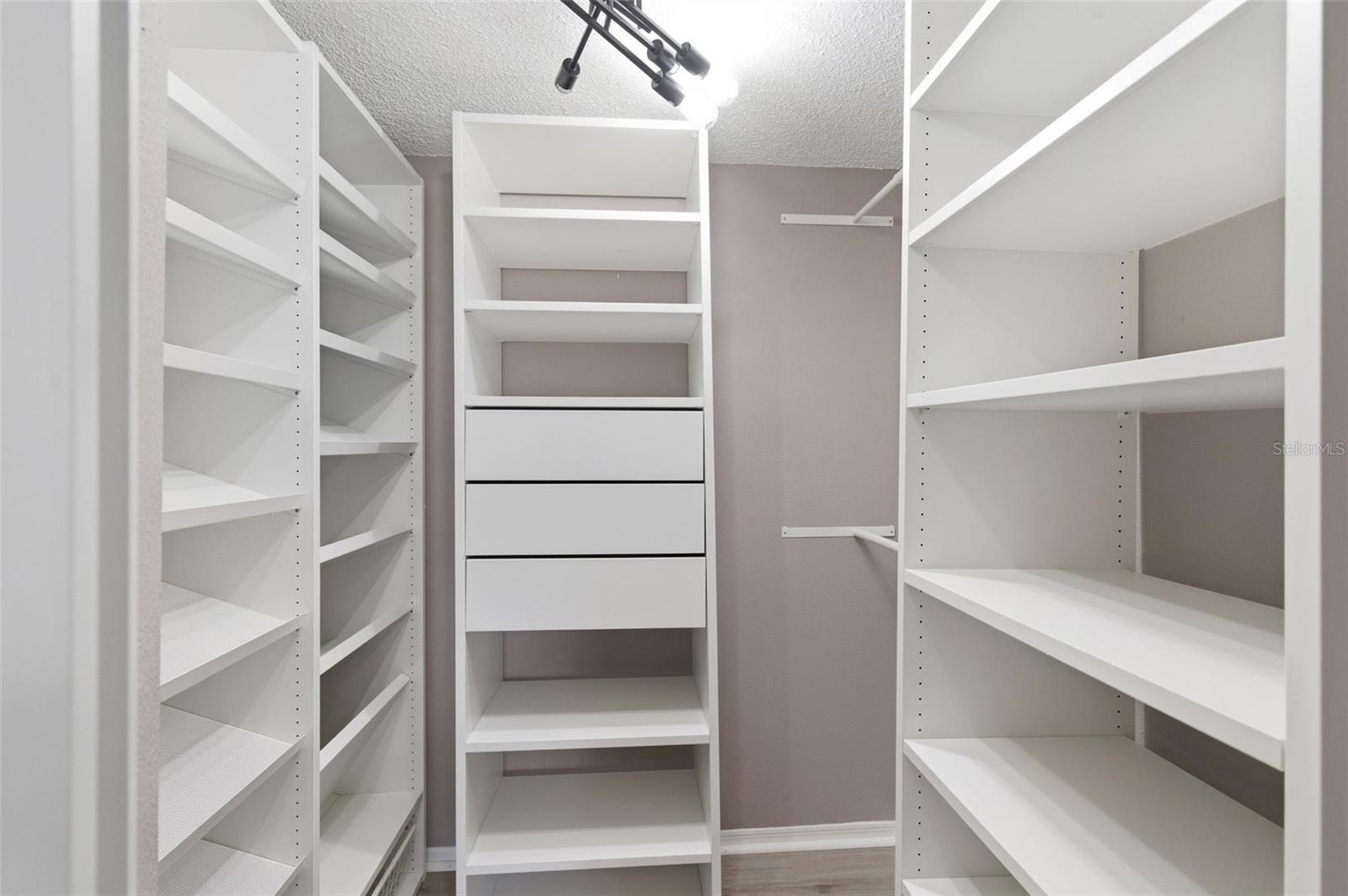 AUDUBON CONDO AT FEATHER SOUND - Residential