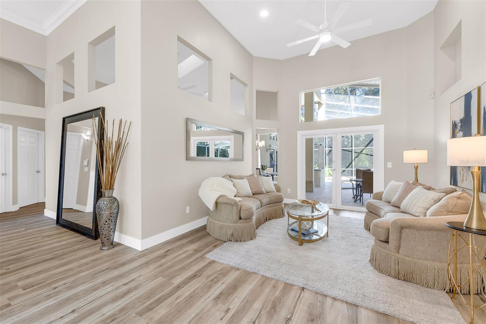 845 COACH LAMP COURT