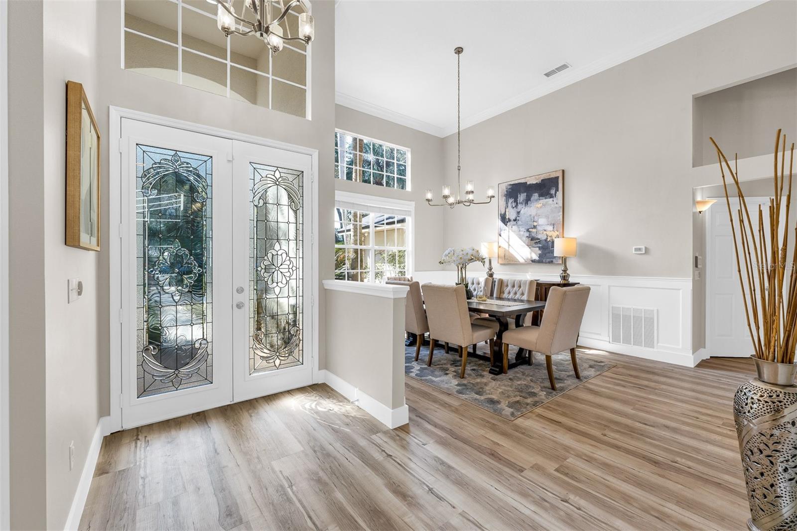 845 COACH LAMP COURT