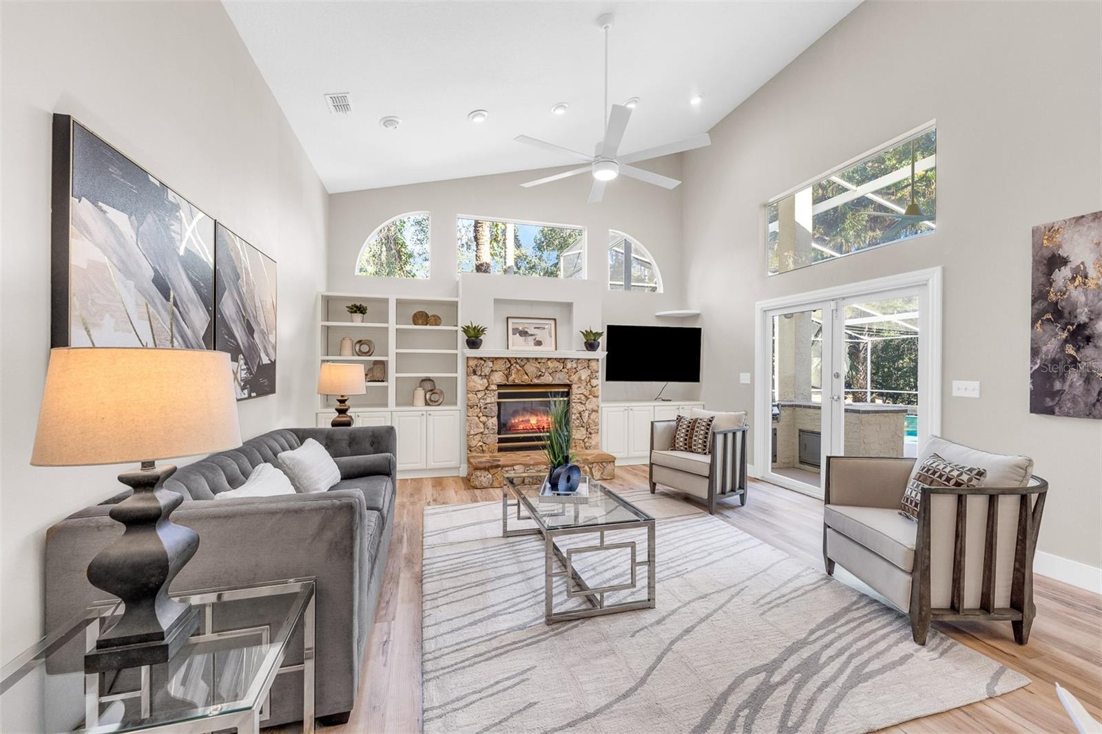 LAKE FOREST SEC TWO A - Residential