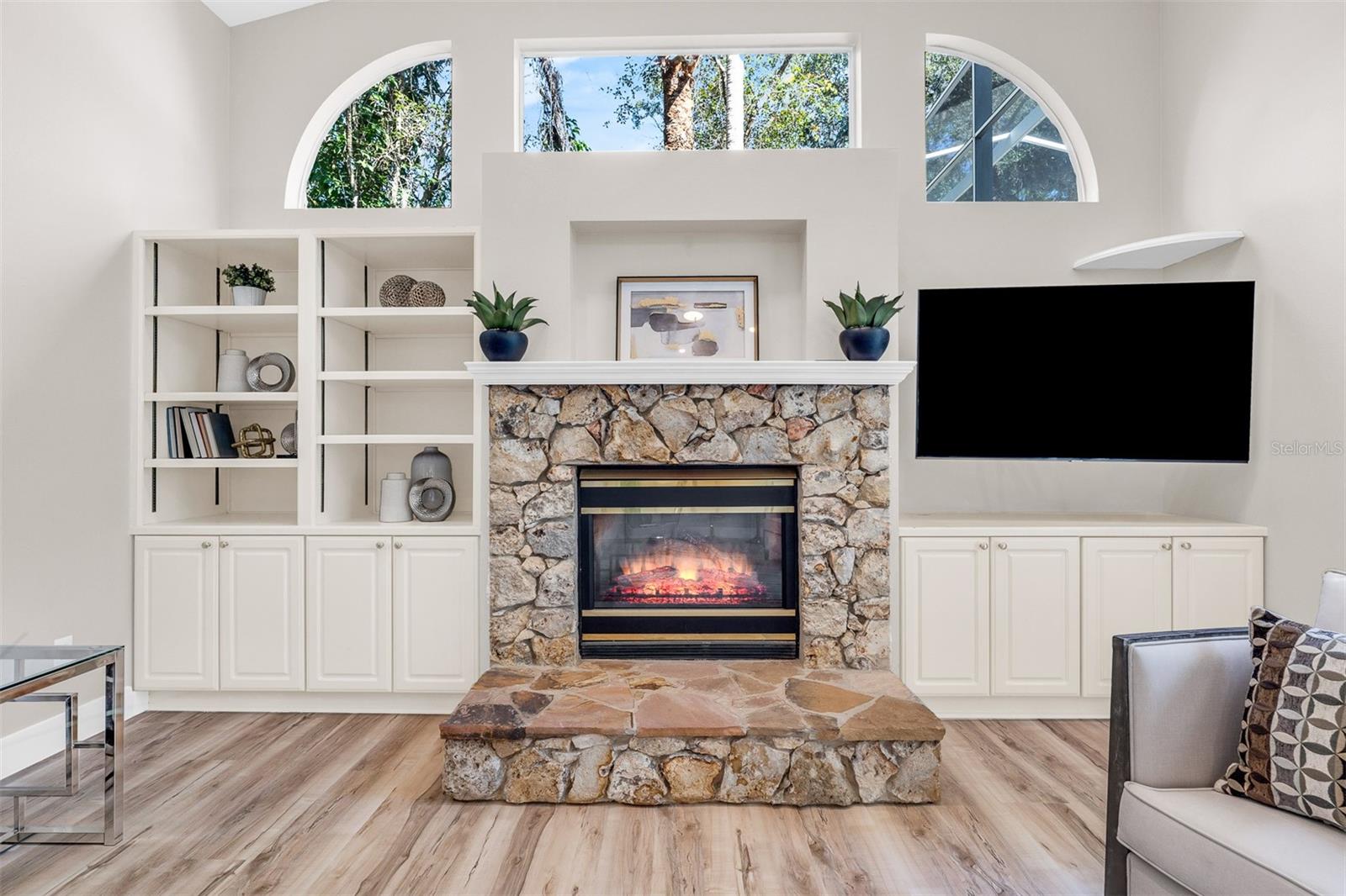 LAKE FOREST SEC TWO A - Residential