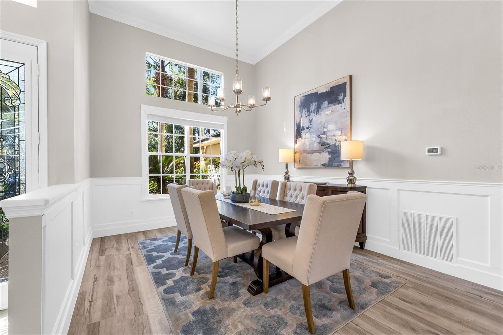 845 COACH LAMP COURT