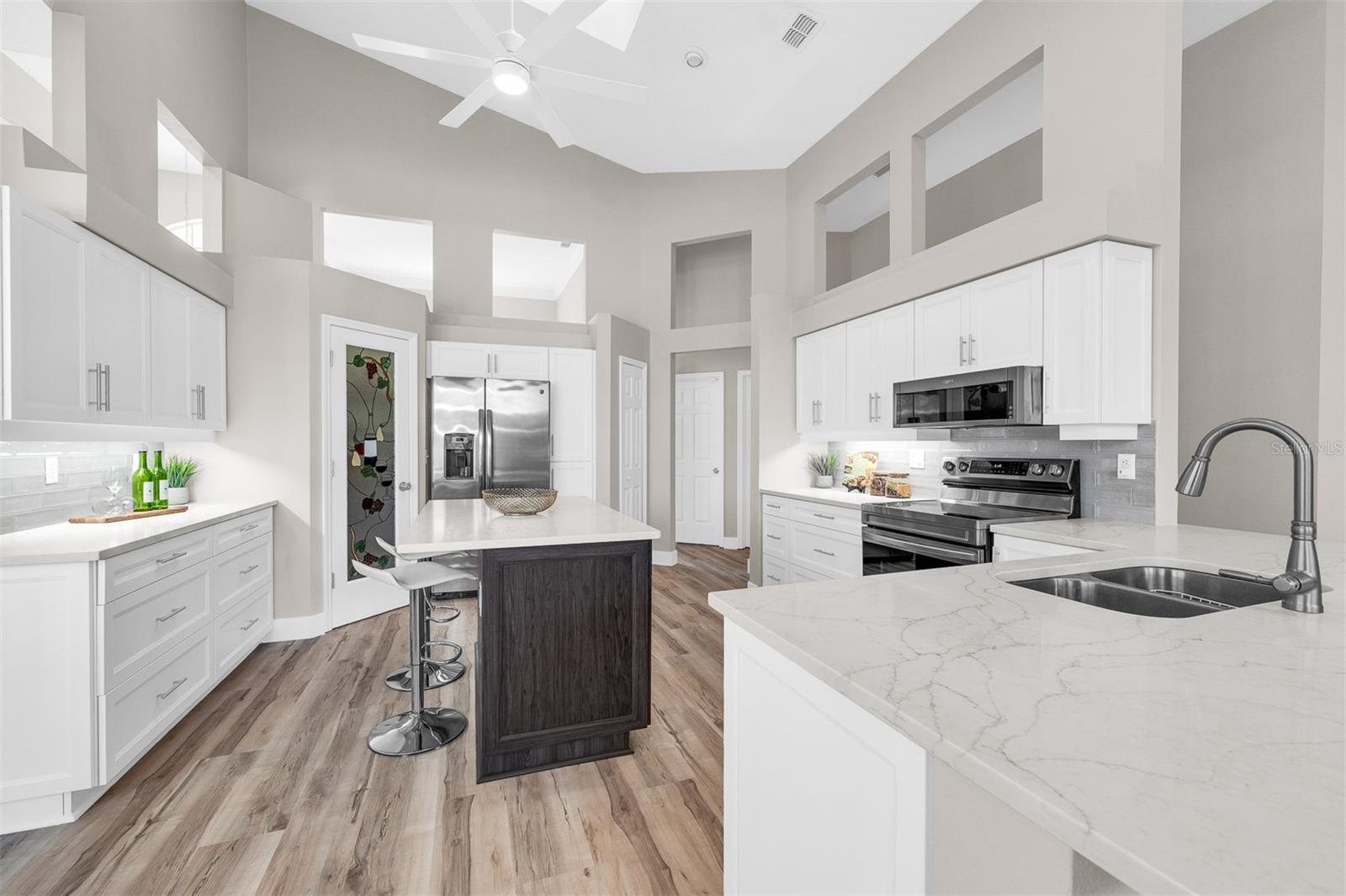 LAKE FOREST SEC TWO A - Residential