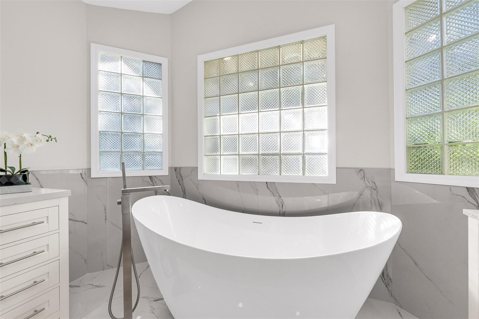 LAKE FOREST SEC TWO A - Residential