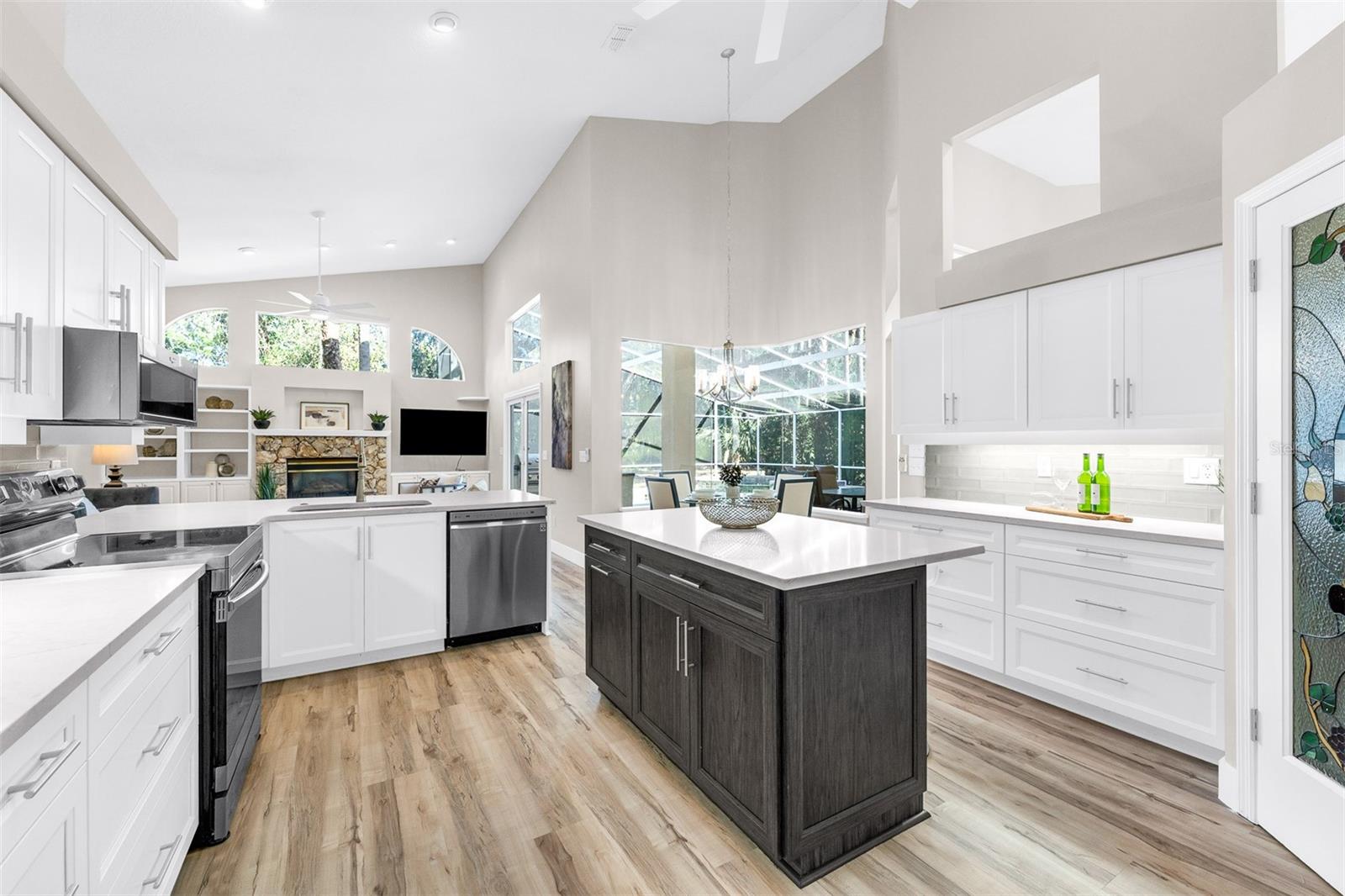 LAKE FOREST SEC TWO A - Residential