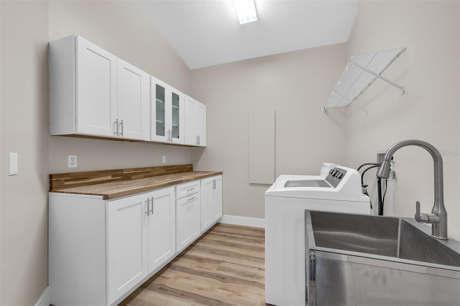 LAKE FOREST SEC TWO A - Residential