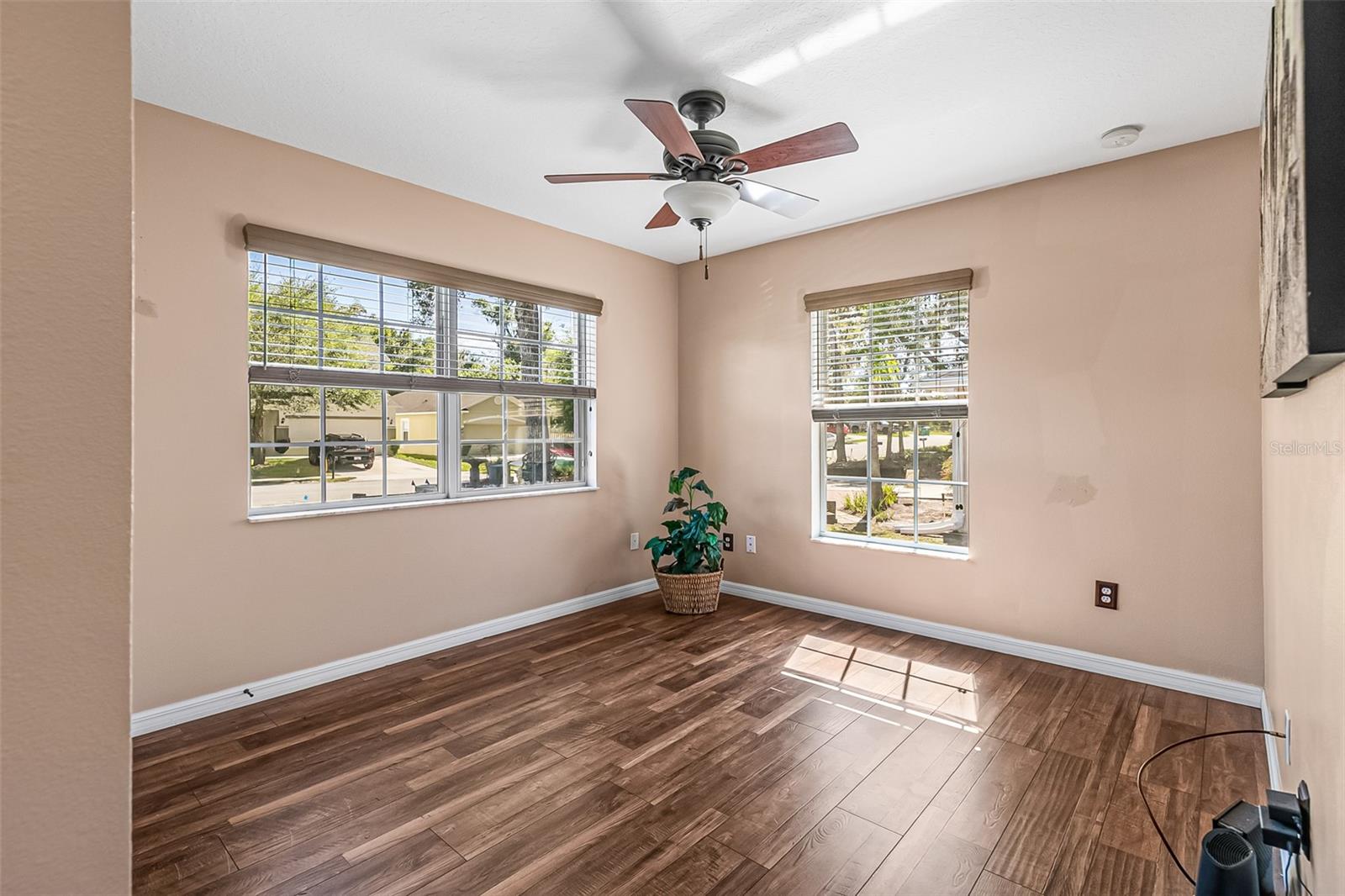 SOUTH RIDGE VILLAS 02 - Residential