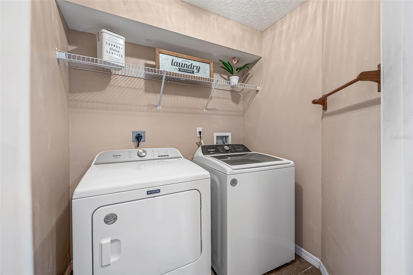 SOUTH RIDGE VILLAS 02 - Residential