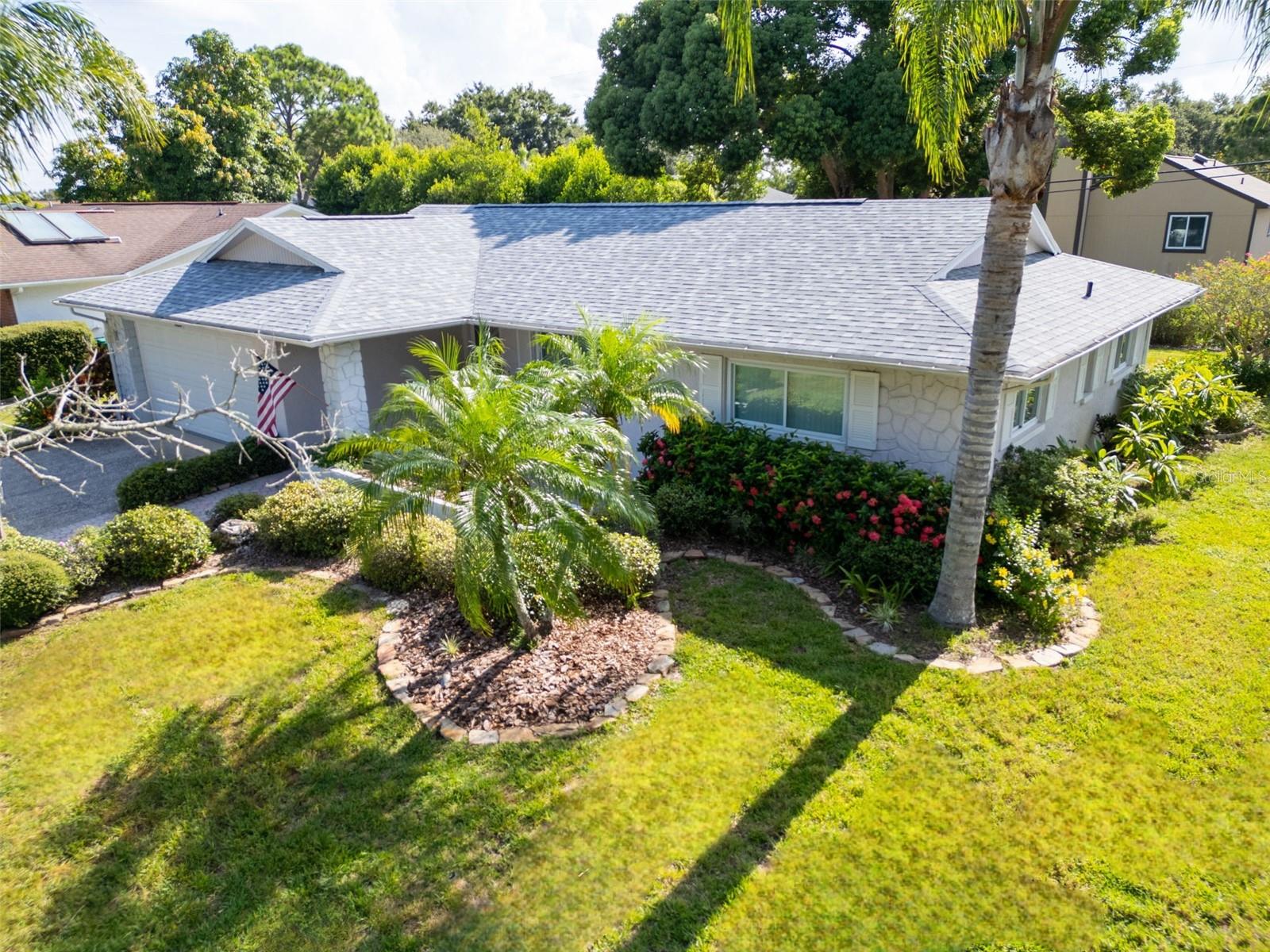 2113 MALCOLM DRIVE