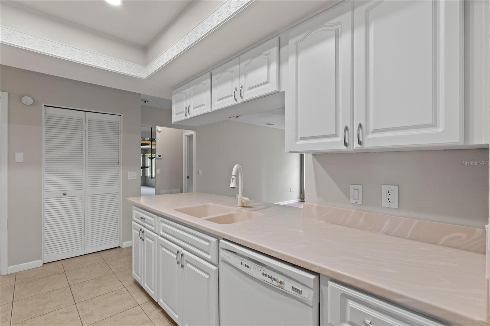 TIMBER OAKS - Residential