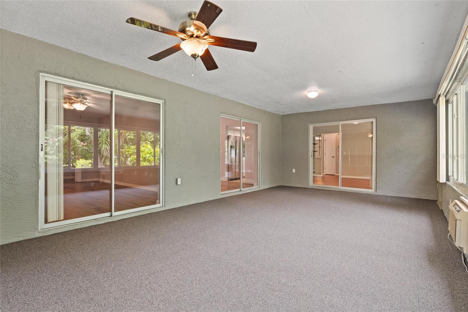 TIMBER OAKS - Residential