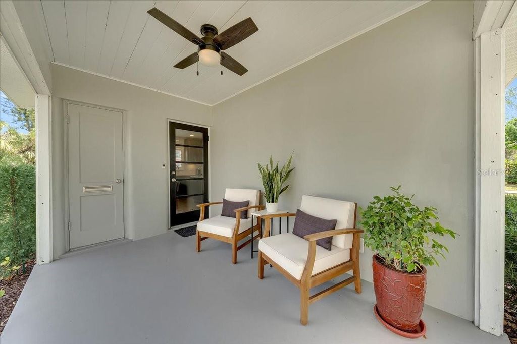 Photo of 1030 32nd Avenue N, St Petersburg, FL 33704 (MLS # TB8462246)