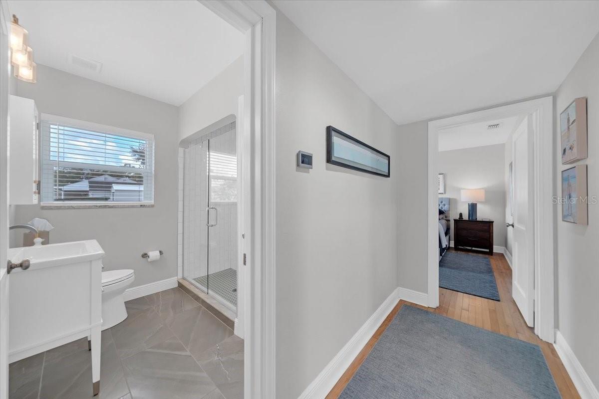 HYDE PARK - Residential