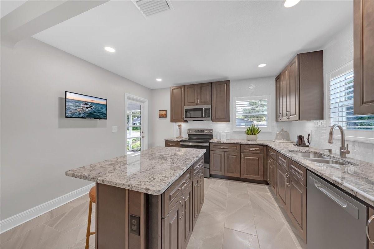 HYDE PARK - Residential